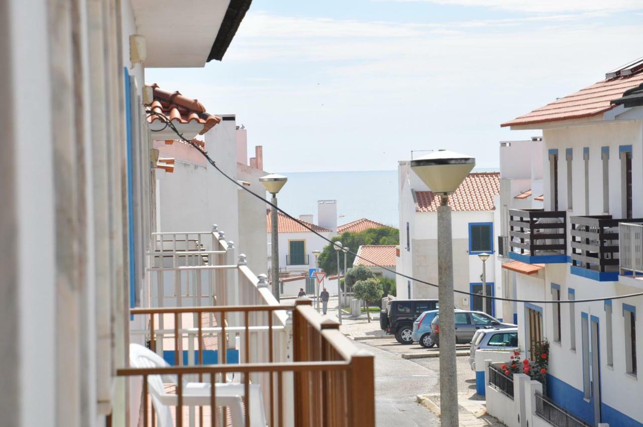 Apartamentos Campos 2 Porto Covo Exterior photo